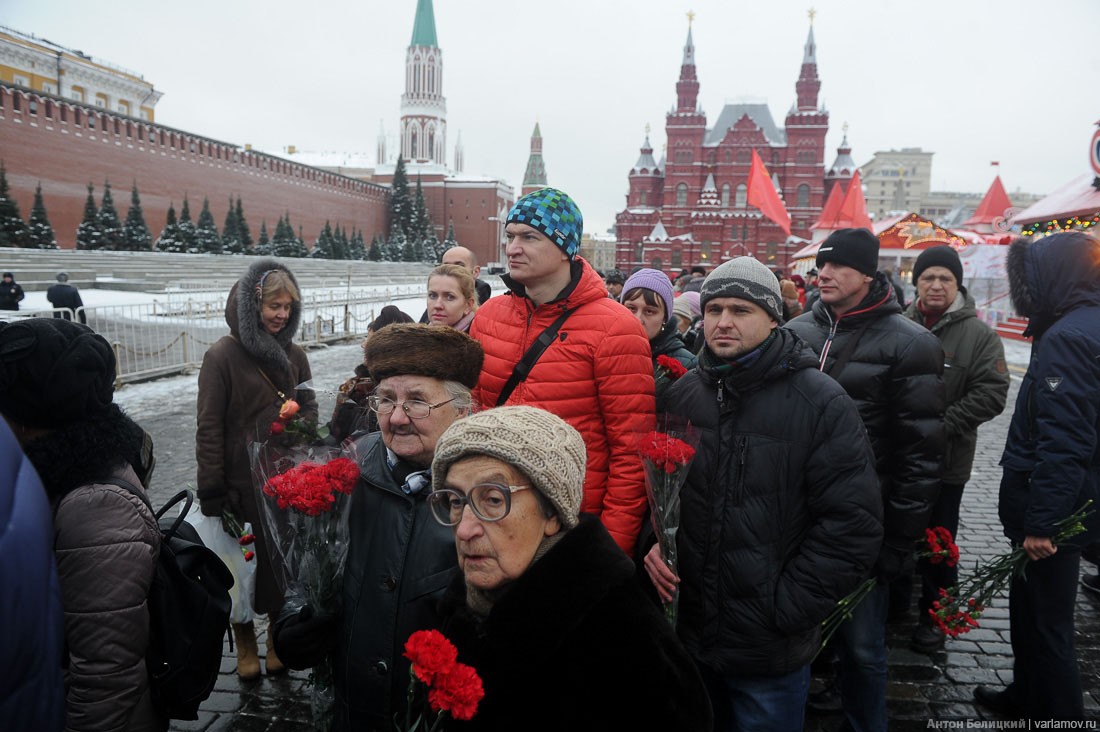 Палачи россии. Палачу русского народа стоит памятник в центре Москвы.